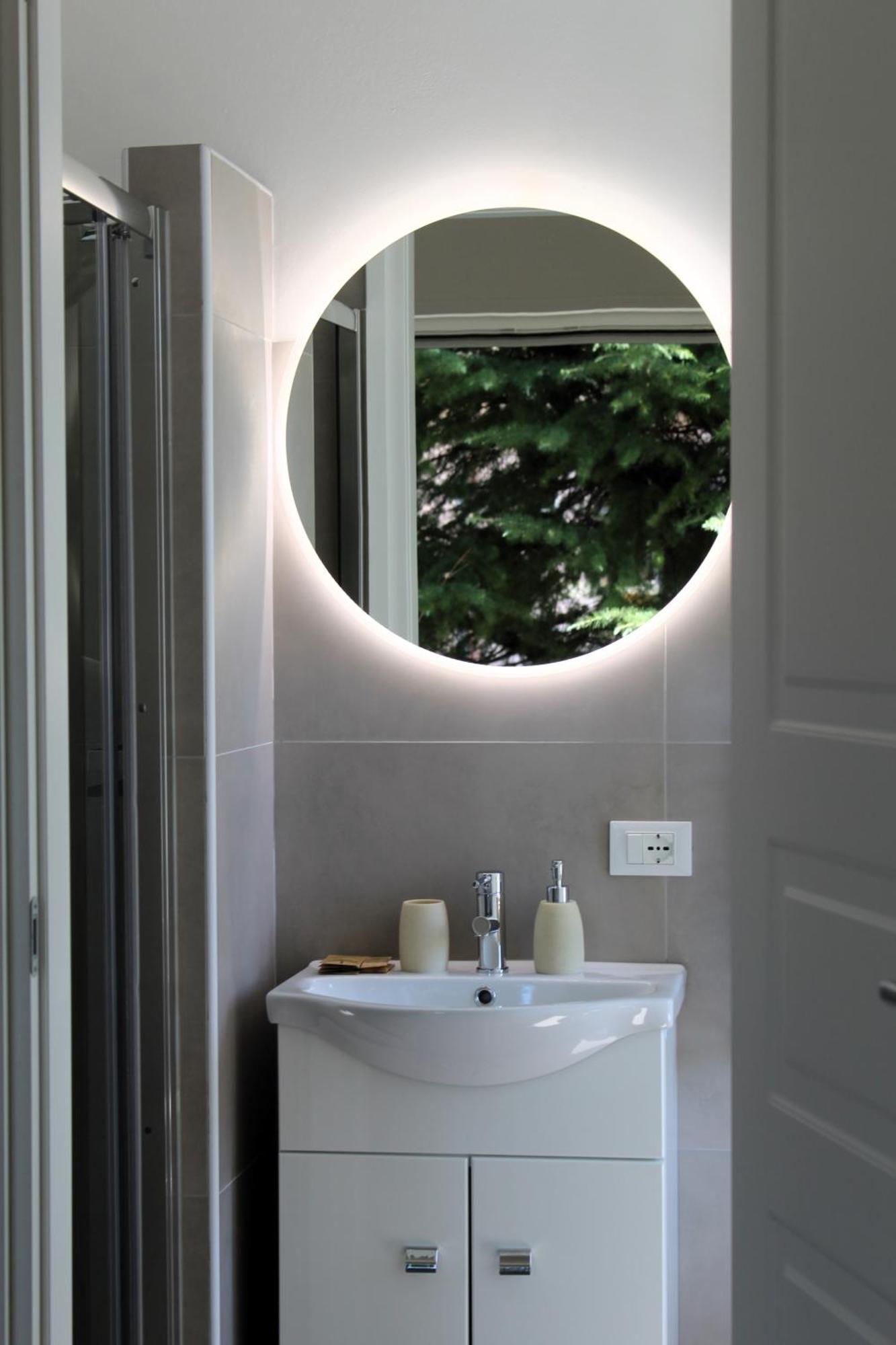 Villa Forte Salvi - Rooms 佩斯基耶拉德加达 外观 照片